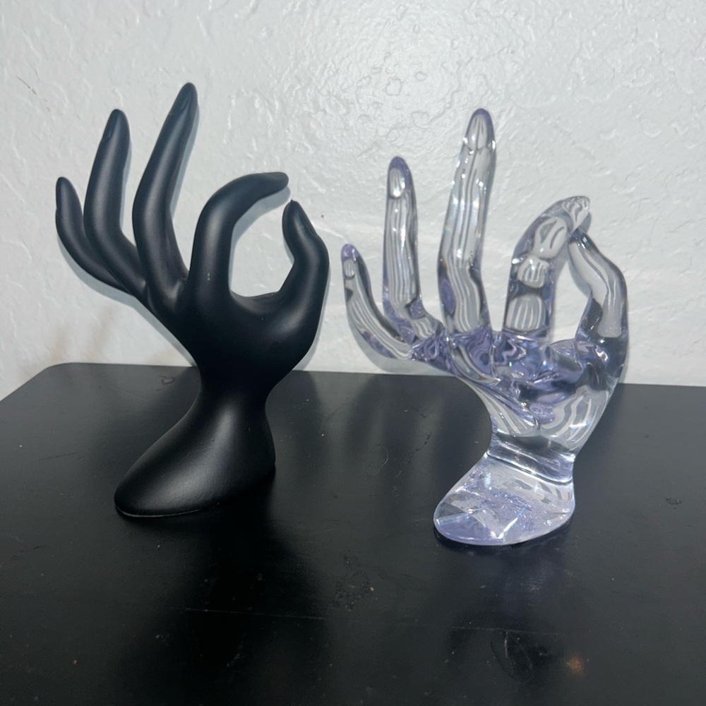 Desk Decor’s - Picture 3 of 4